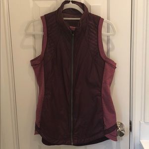 Lululemon rebel runner vest